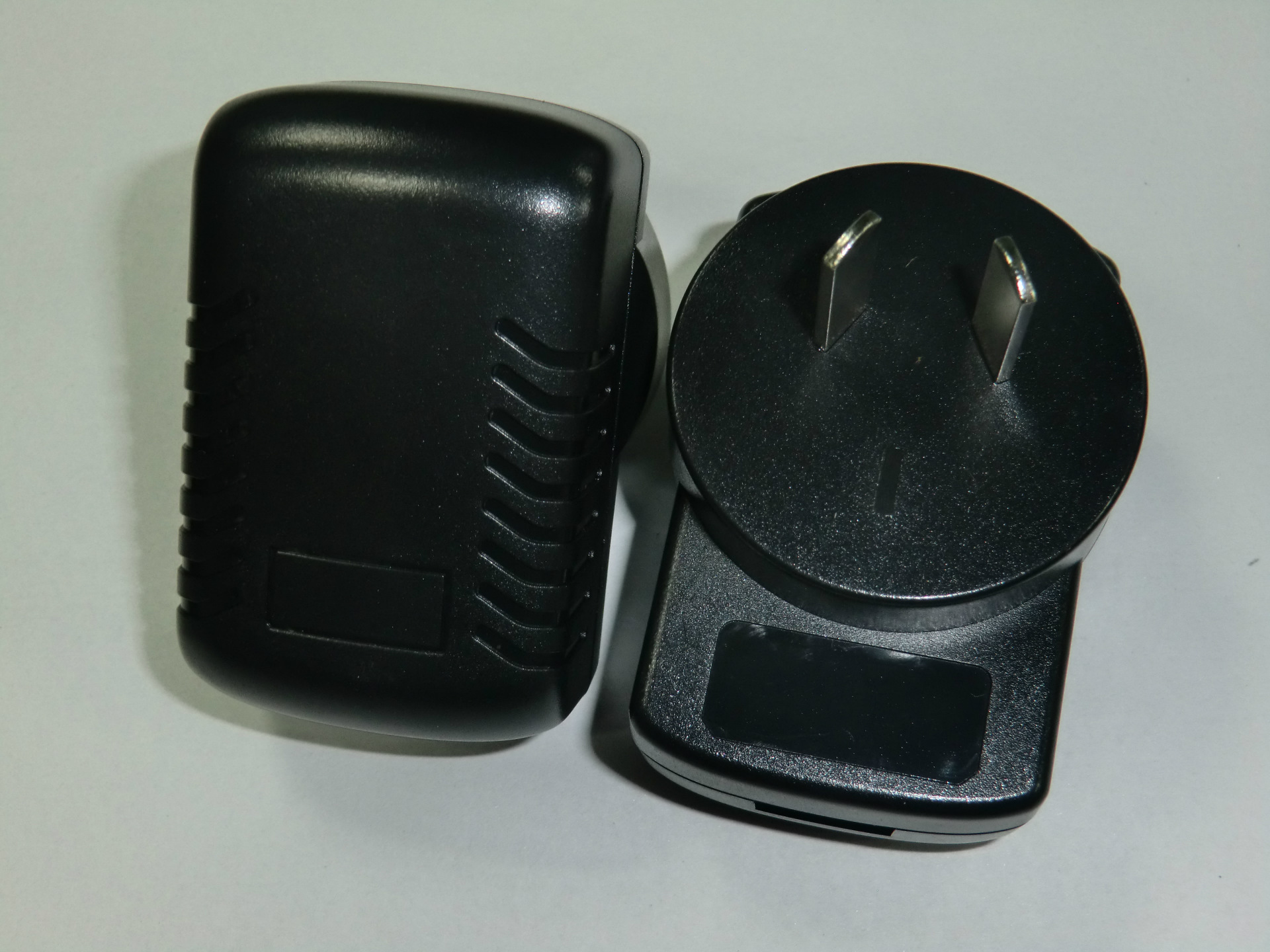 深圳德盈厂家供应139充电器外壳/超声充电器外壳/阿根烃充电器壳