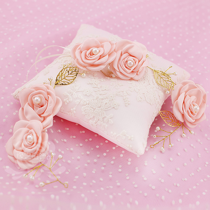Retro golden headband for bride