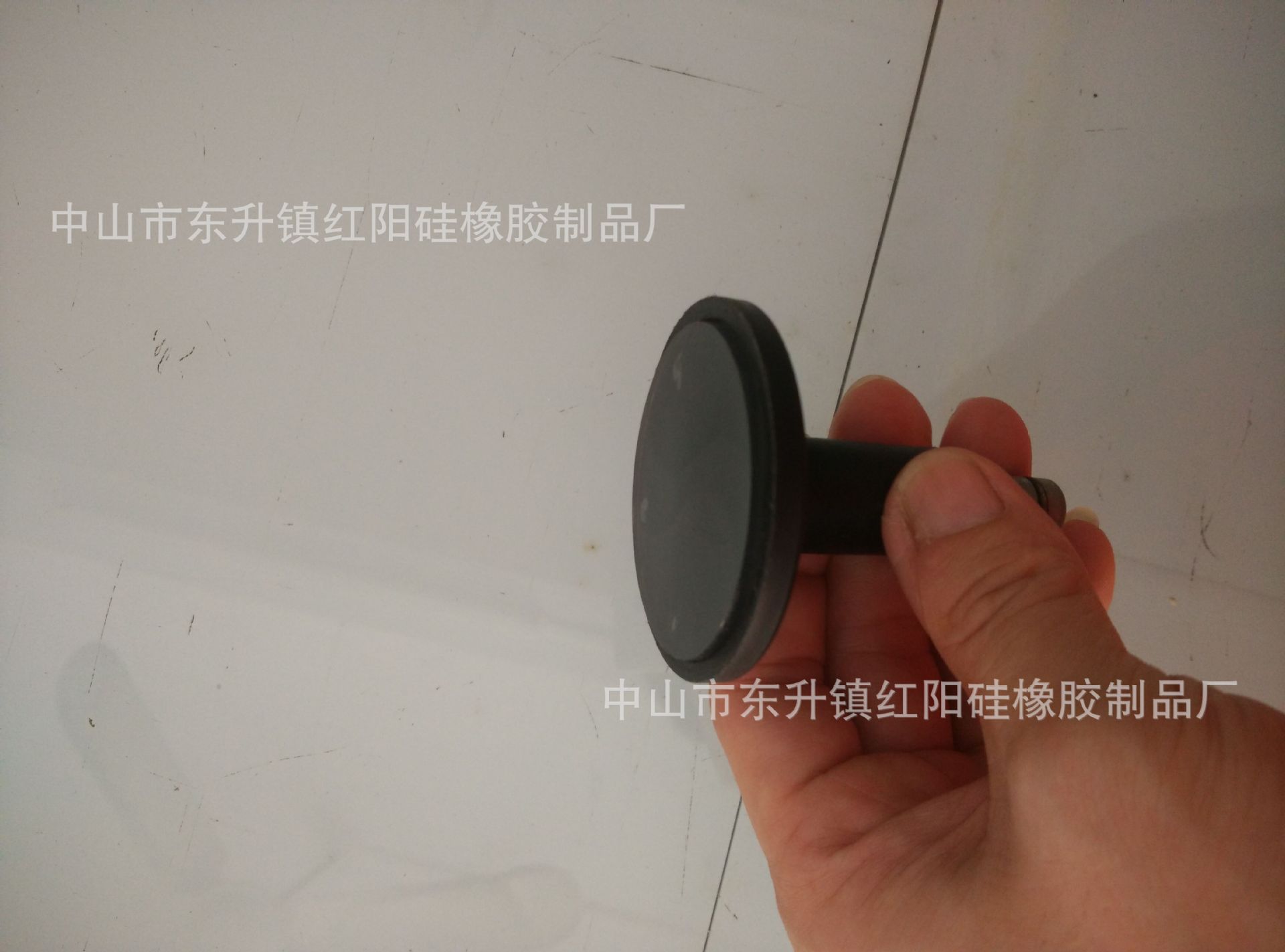 供应 圆形硅胶垫自粘脚垫硅胶垫 黑色硅胶垫片 格纹硅胶防震脚垫