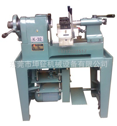 K-32,42,45桌上车床