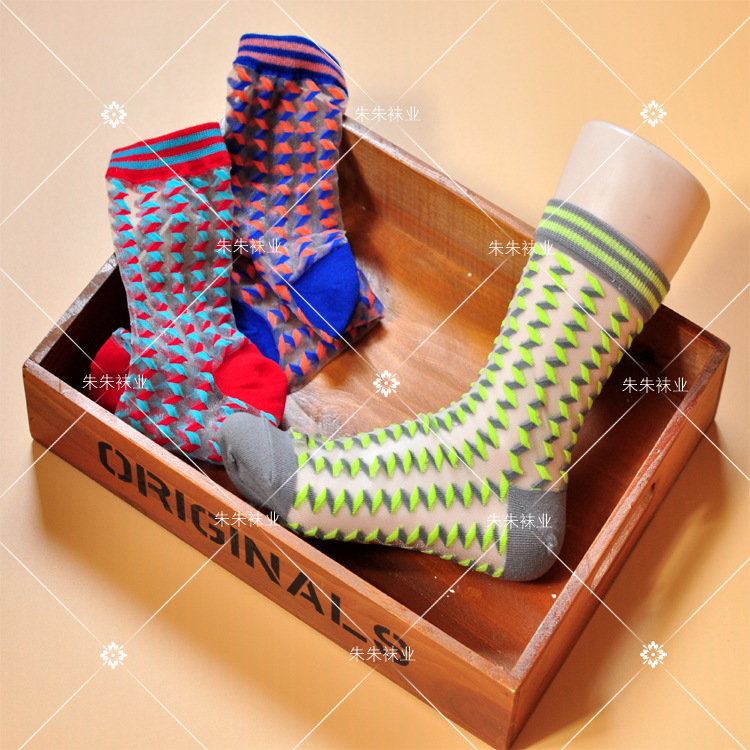 日本beny 新品 夏季時尚三維梯形卡絲短襪 堆襪 4色