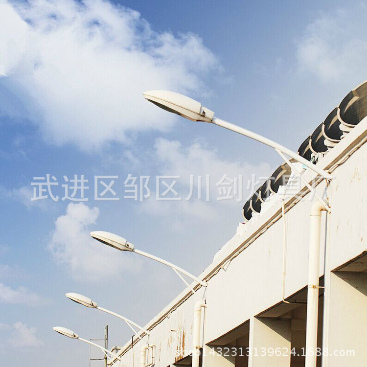 大量供应1米抱箍支架户外挑臂灯杆吸墙杆新农村电线杆挑臂路灯|ms