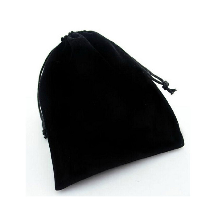 Simple Black Flannel Drawstring Jewelry Packing Bag Wholesale display picture 1