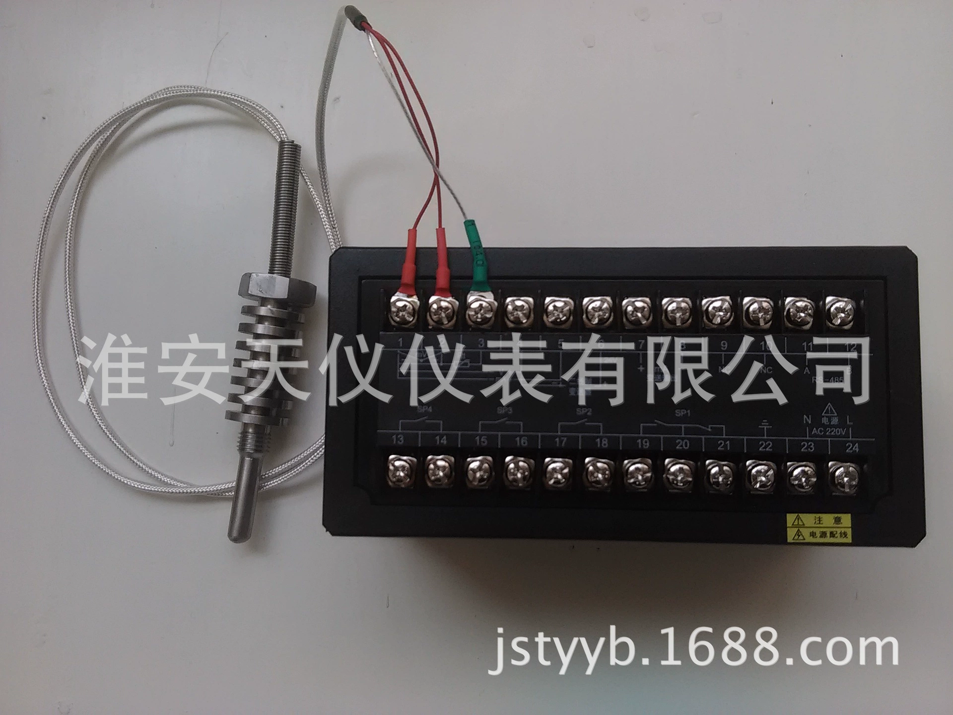 Производители тепловых резисторов производят термопары температурные приборы, которые могут соответствовать резьбовому дисплее