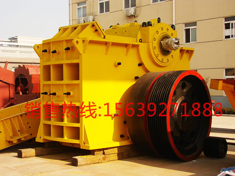 PE深腔顎式破碎機