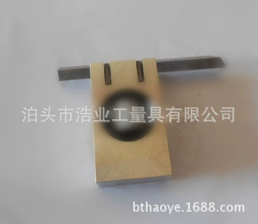 Регулируемая на 90 градусов квадратная линейка из нержавеющей стали DIN875 класса 00 перемещается в желаемое положение для блокировки