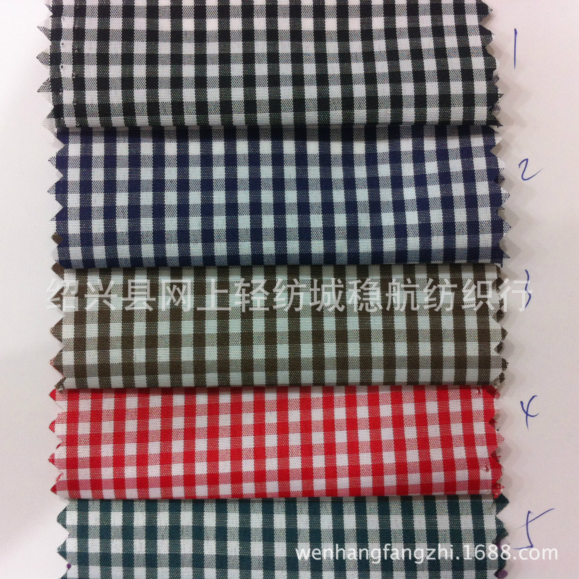 现货供应3mm色织格子 里布 口袋布 涤纱化纤面料可机洗精纺