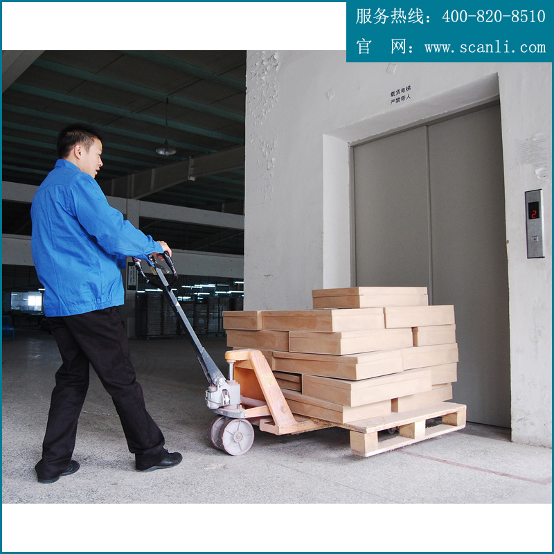 供应各类用途载货电梯，尺寸大小可根据现场空间测量定做