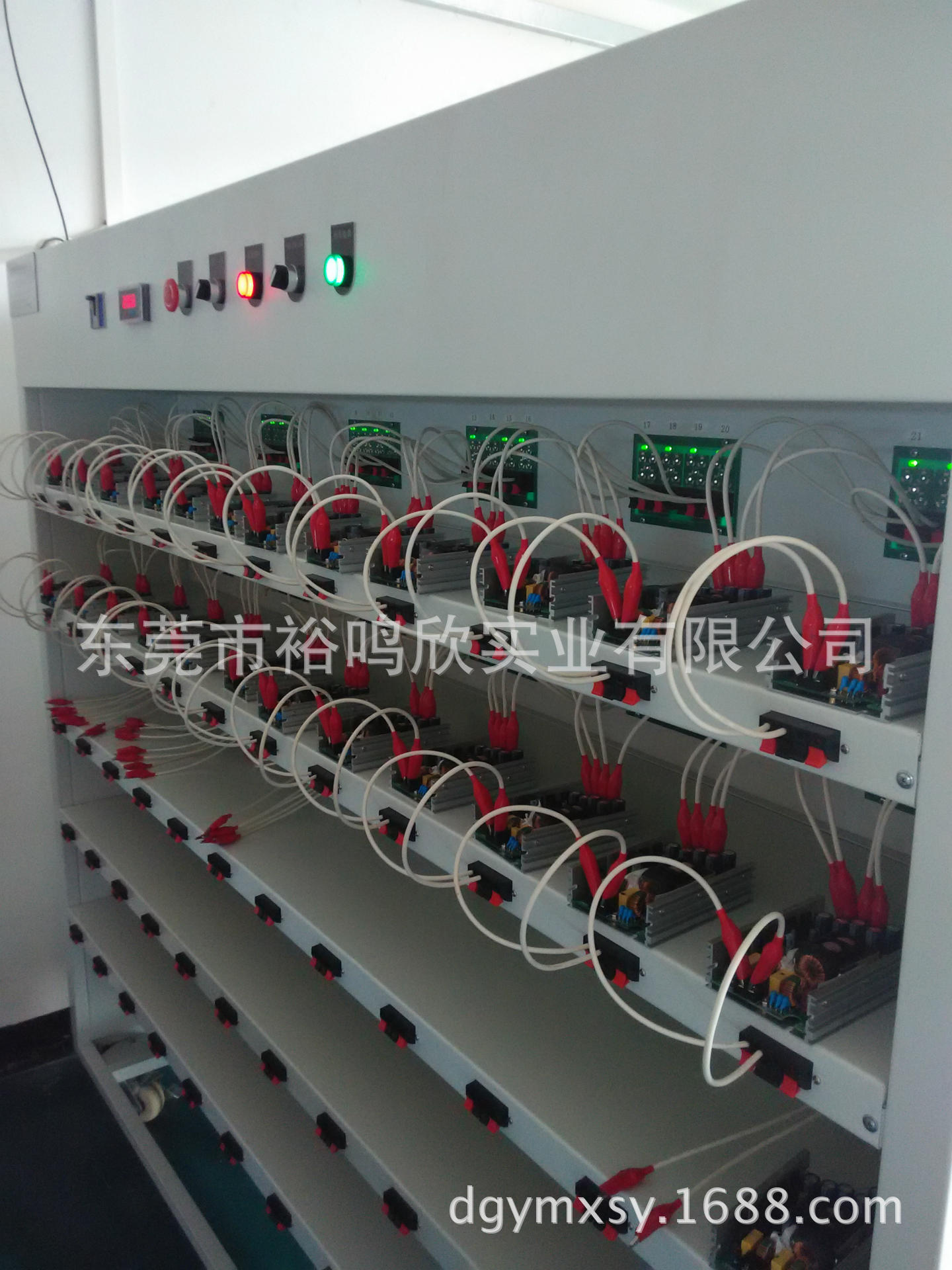 监控式老化架舞台灯电源老化架大功率多路输出老化柜电源测试架