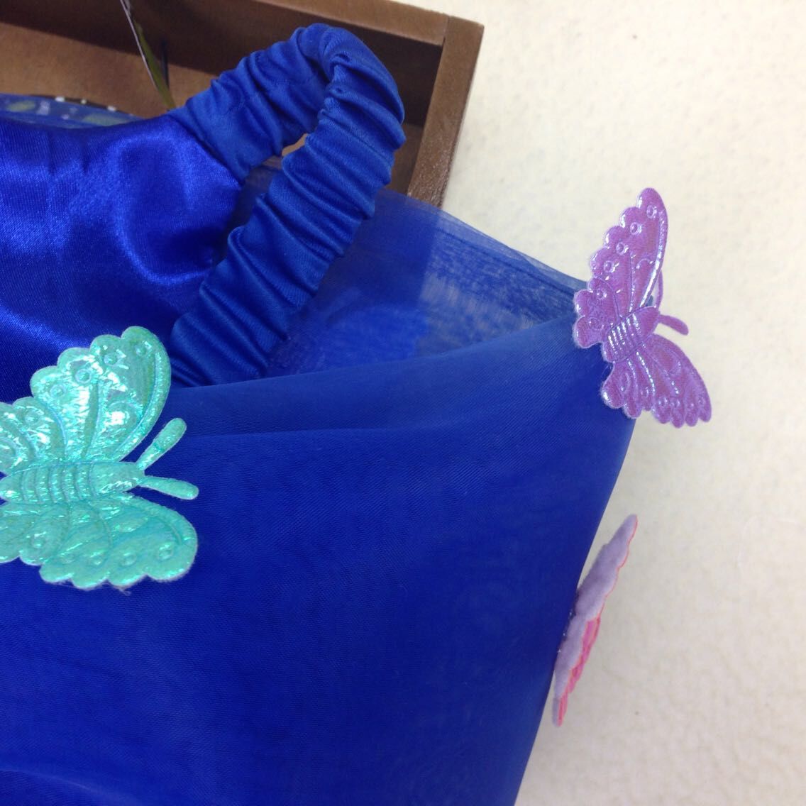 2079506480_1496489066