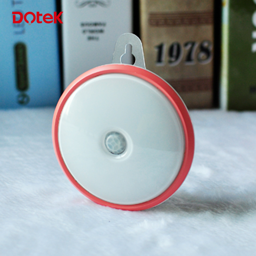 带USB充电小夜灯 智能光控LED灯 圆形人体感应灯 新奇特新产品