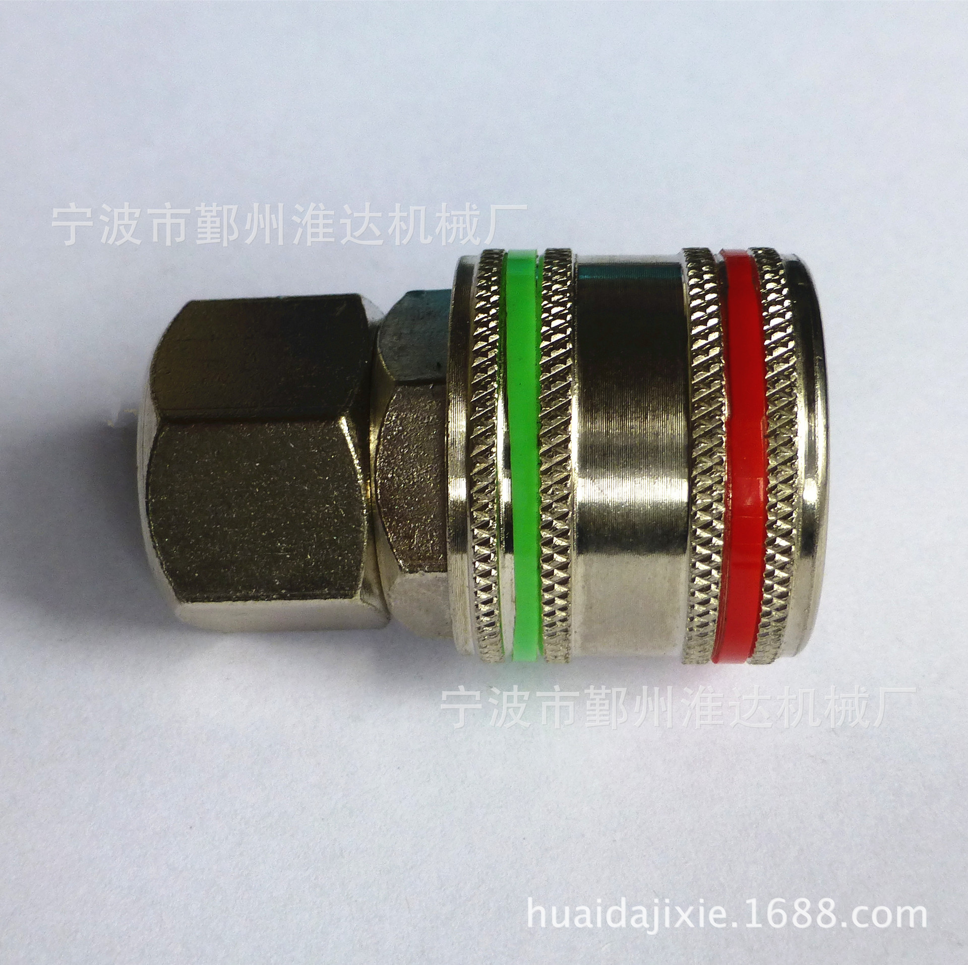 Производители поставляют южноамериканскую зубную рулетку зубной рулетки.