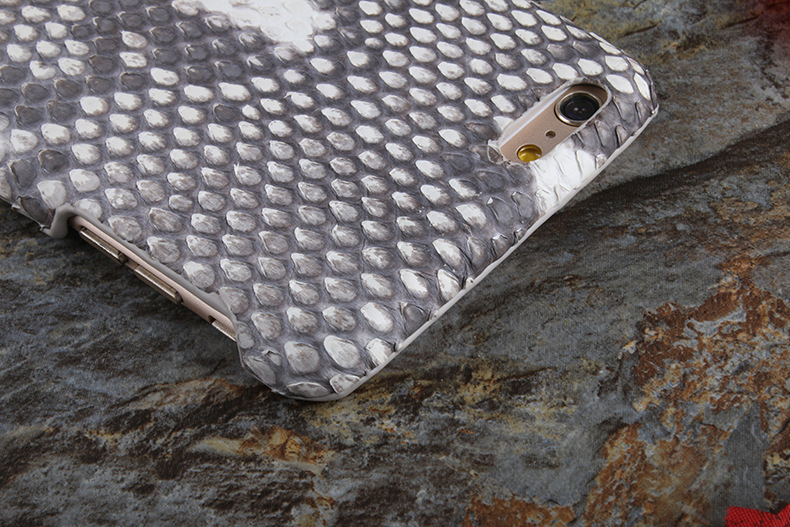 i-idea Handmade Luxury Genuine Real Python Snake Back Skin Leather Case Cove for Apple iPhone 6S Plus/6 Plus & iPhone 6S/6