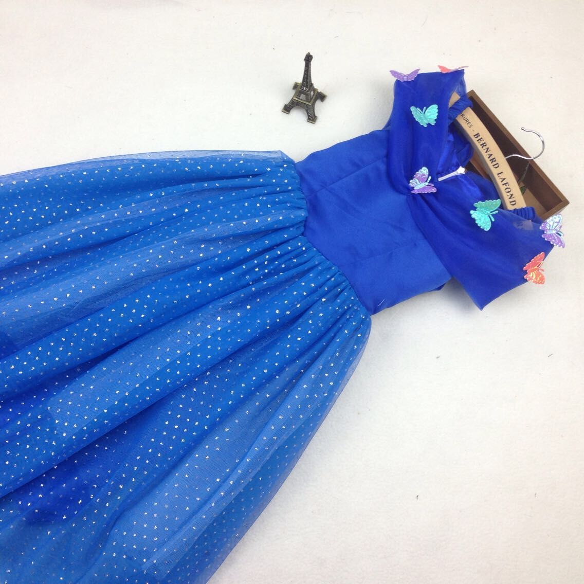 2079506474_1496489066