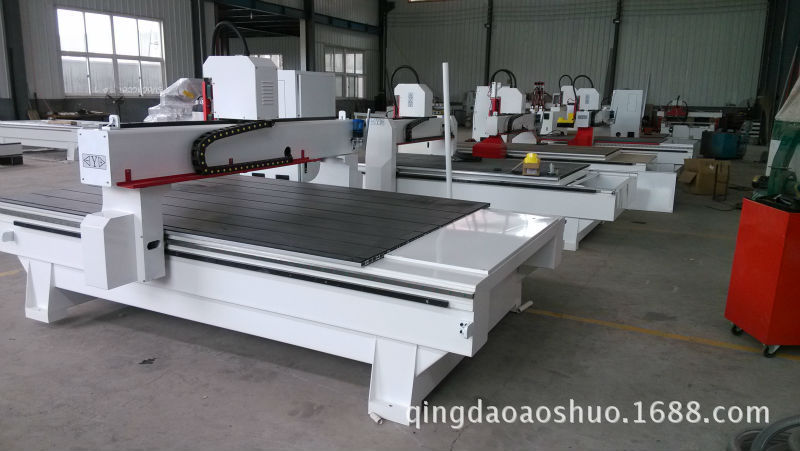 青岛木工机械 双头轮动雕刻机 自动换刀雕刻机 数控木工设备