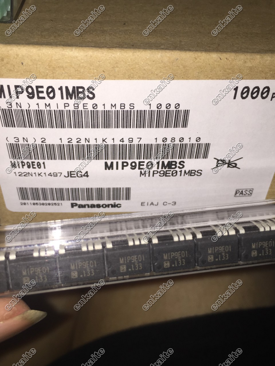 MIP9E01MBS MIP9E01 DIP8现货 供应电子元器件可配单