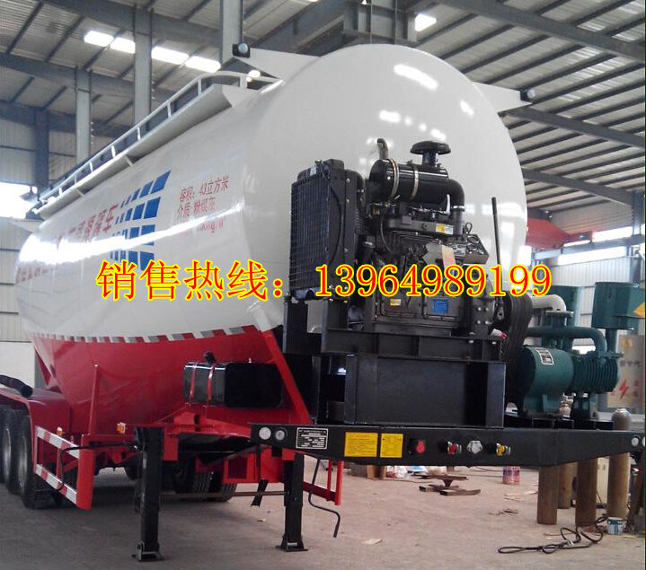 轻型粉粒物料罐车