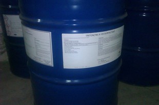 ��������ͨTRITON X-100������Լ���ʪ�����ϻ�ѧ