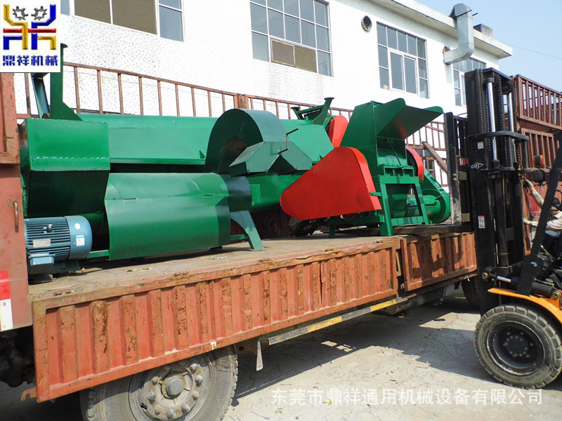 工厂供应pet冷（热）塑料瓶片脱标粉碎清洗流水线机械设备