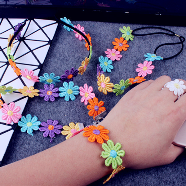 5g Weight Cloth Pendant Material Choker Classification Iron Chain Material cable chain Chain Type 1 Piece Quantity Holiday, Daily Occasion Cloth, Iron Material Flower Pattern Women'S Gender Cute Style Cute Flower Cloth Iron Cable Chain Choker Wholesale 16