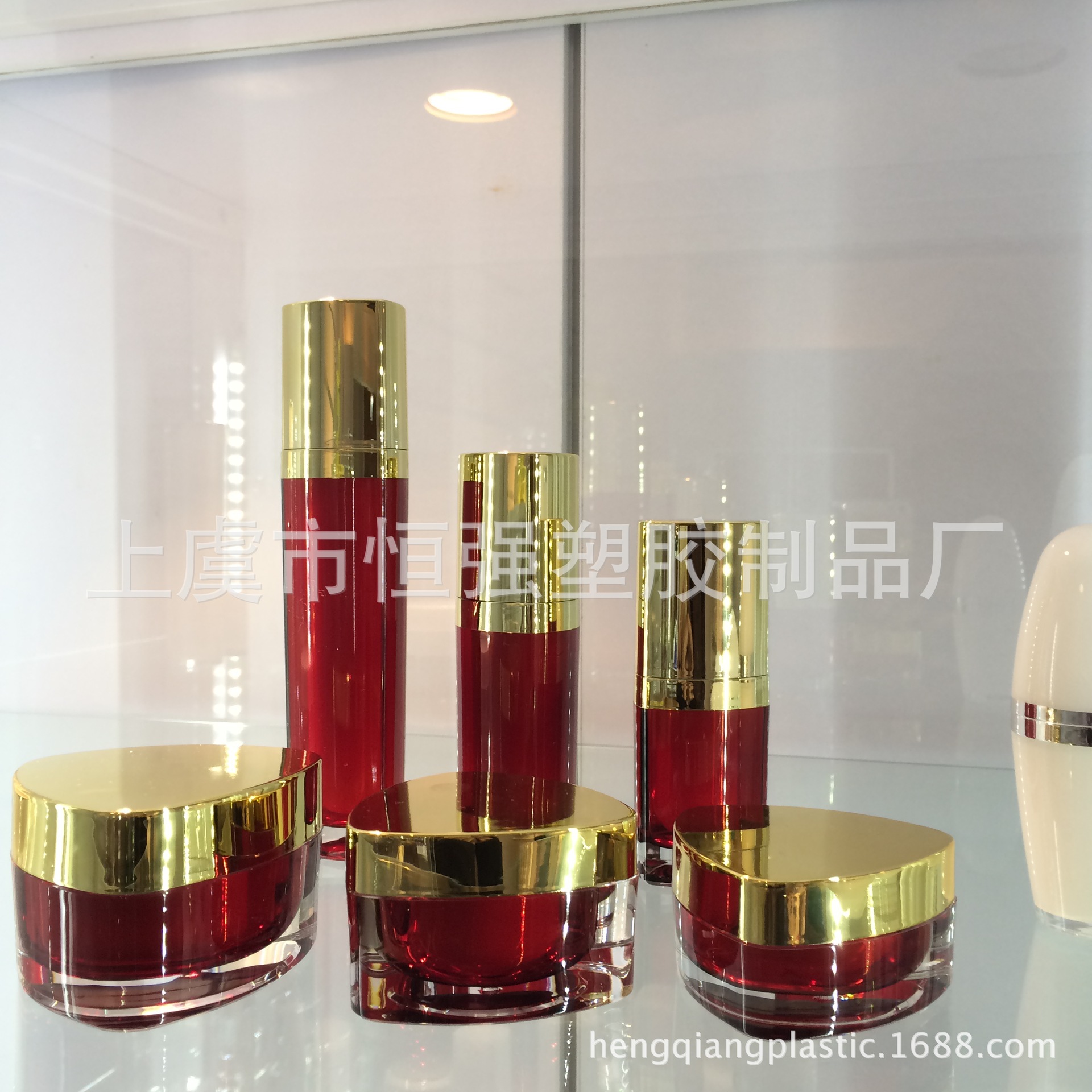 Y13 50克三角瓶 膏霜瓶 亚克力瓶 分装瓶 化妆品包装 化妆品瓶