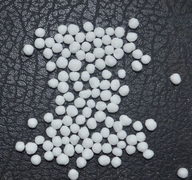 大颗粒尿素2
