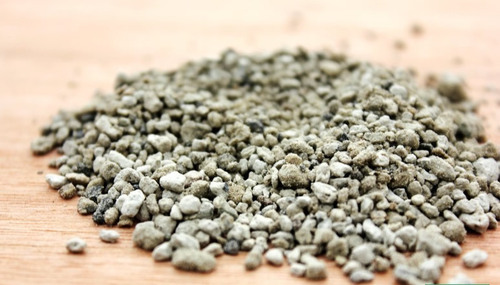 Professional water-proof pumice, foundation stone, water storage stone, moss micro-landscape ecological bottle material, wholesale at low price