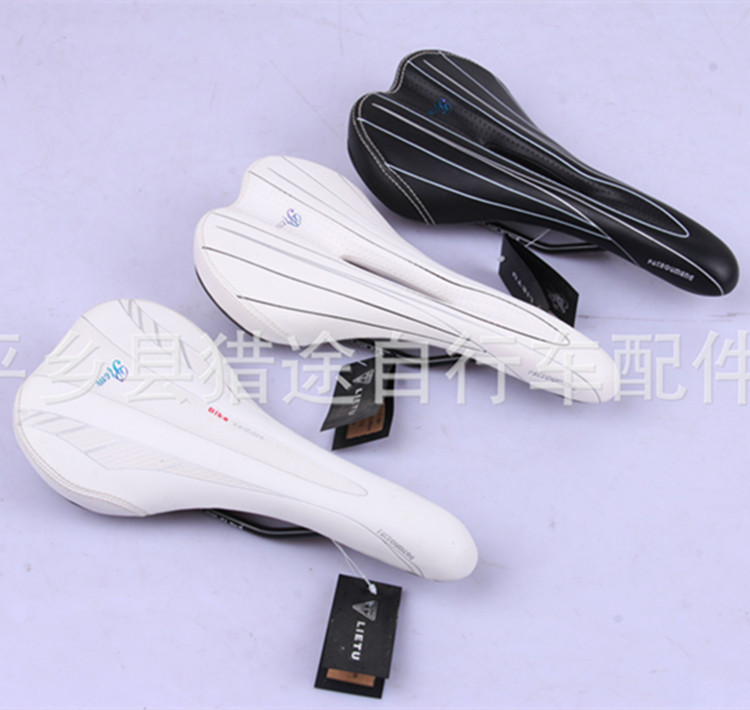 山地车鞍座厂家 1718自行车款中空舒适鞍座 骑行旅行坐垫