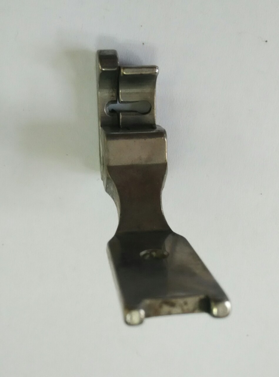 胜家457  压脚  押脚  人字车内衣设备高低压脚  107CR