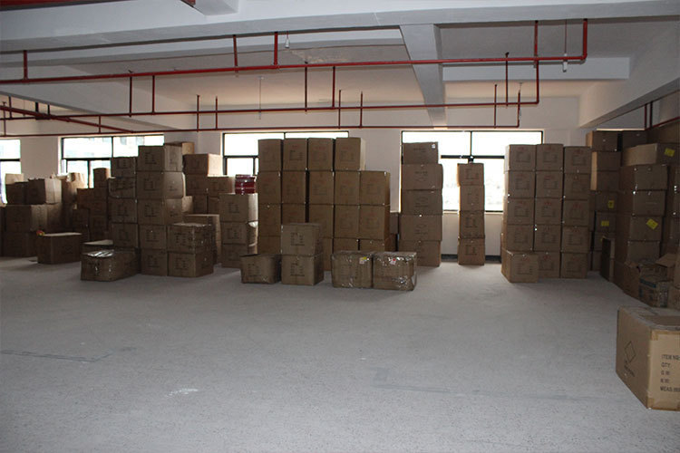 1011585113_1947137555