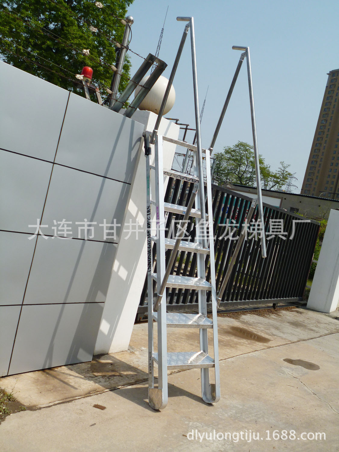 大连船用梯子 铝质舷墙梯 铝合金登船梯 批发梯子