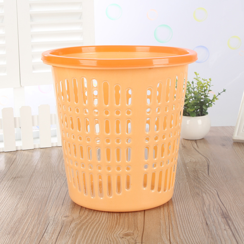 Plastic handheld garbage can for home use