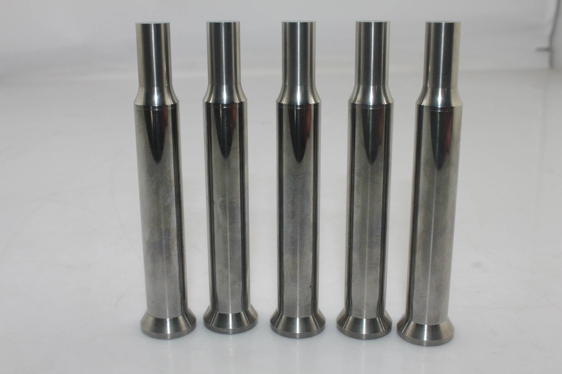 厂家甩卖精密配件DC53顶针物流发货定位销