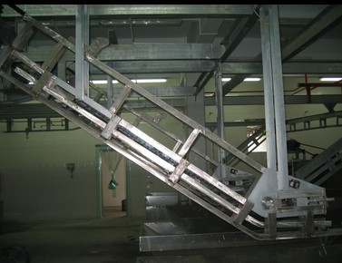 毛猪管轨提升机,白猪管轨提升机,双轨白条猪提升机