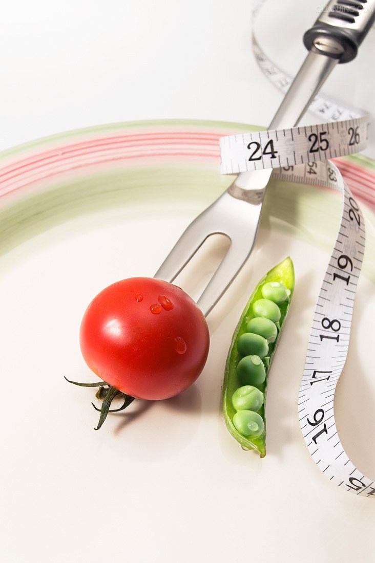 厂家直销皮尺/承接彩色软尺、自动伸缩量衣尺等/可印LOGO