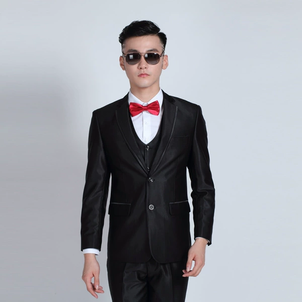 Bright black black edge
