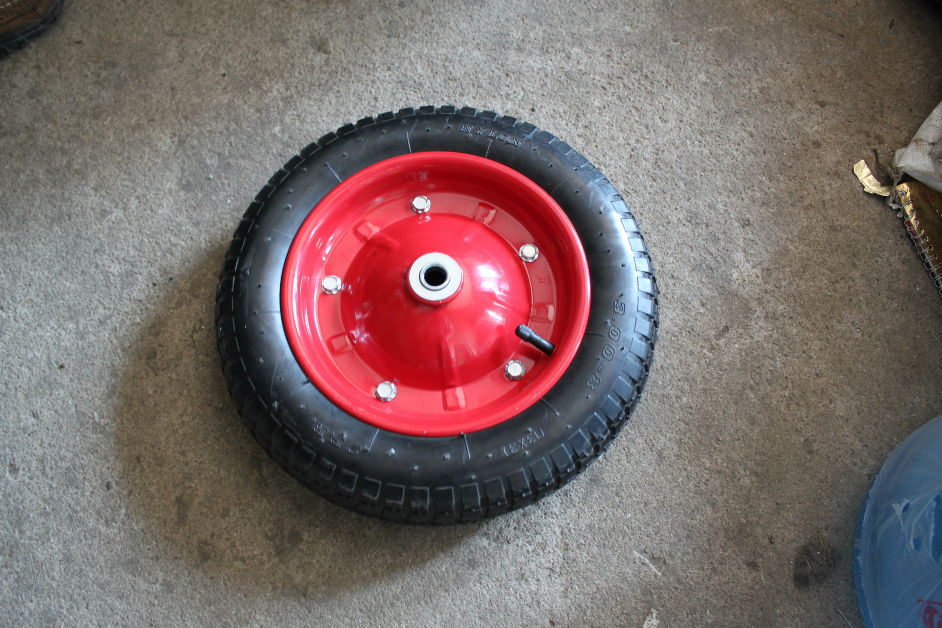 3.00-8充气橡胶轮子 3.20-5/300-8  充气轮  13寸充气轮