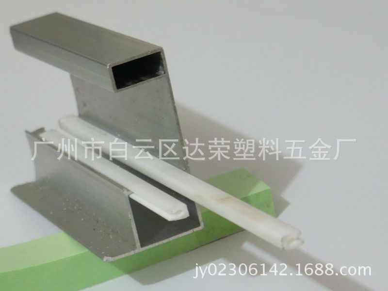 pvc塑料压条【pvc型材】 耐老化塑料胶条（规格/颜色可按要求做）