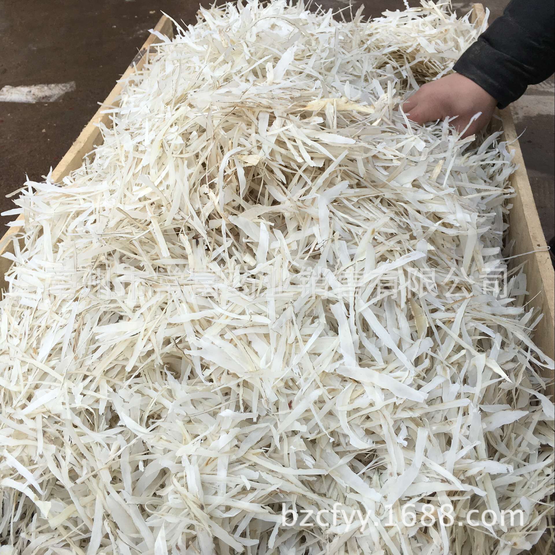 Goat Horn Shreds Yang Jiao Si 500g Dried Traditional Herb Slices for Decoction and Culinary Use key features