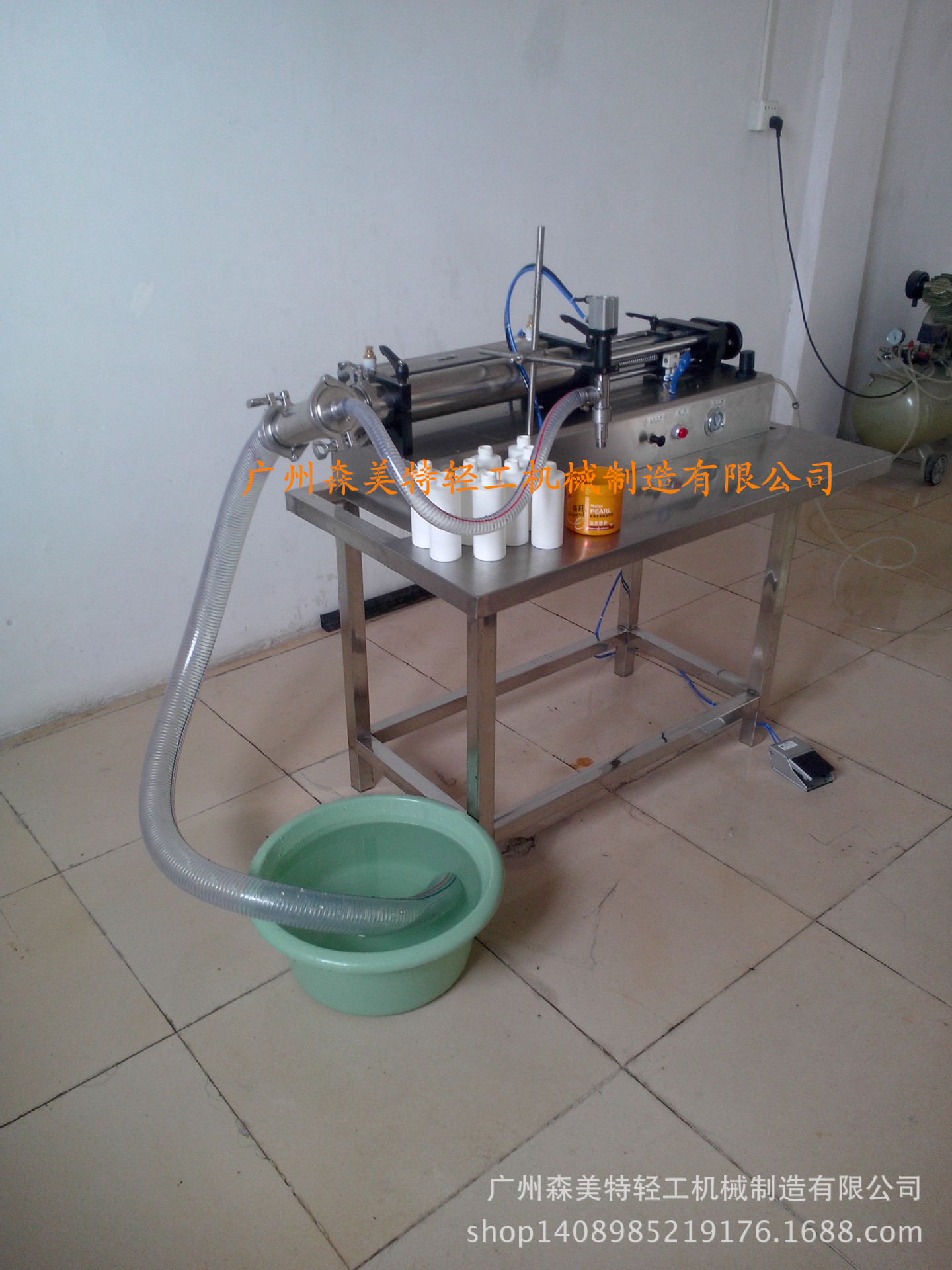 半自动灌装机 油漆涂料 气动半自动卧式灌装机 液体定量灌装机