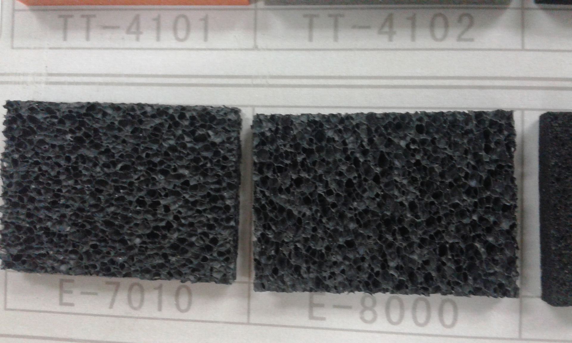 日本井上（INOAC) EPDM 开孔泡棉   E-8000