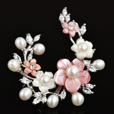 the republic of korea Pearl Brooch Brooch Sternum Scarf buckle high-grade Collar button shirt Collar clip Pin Autumn