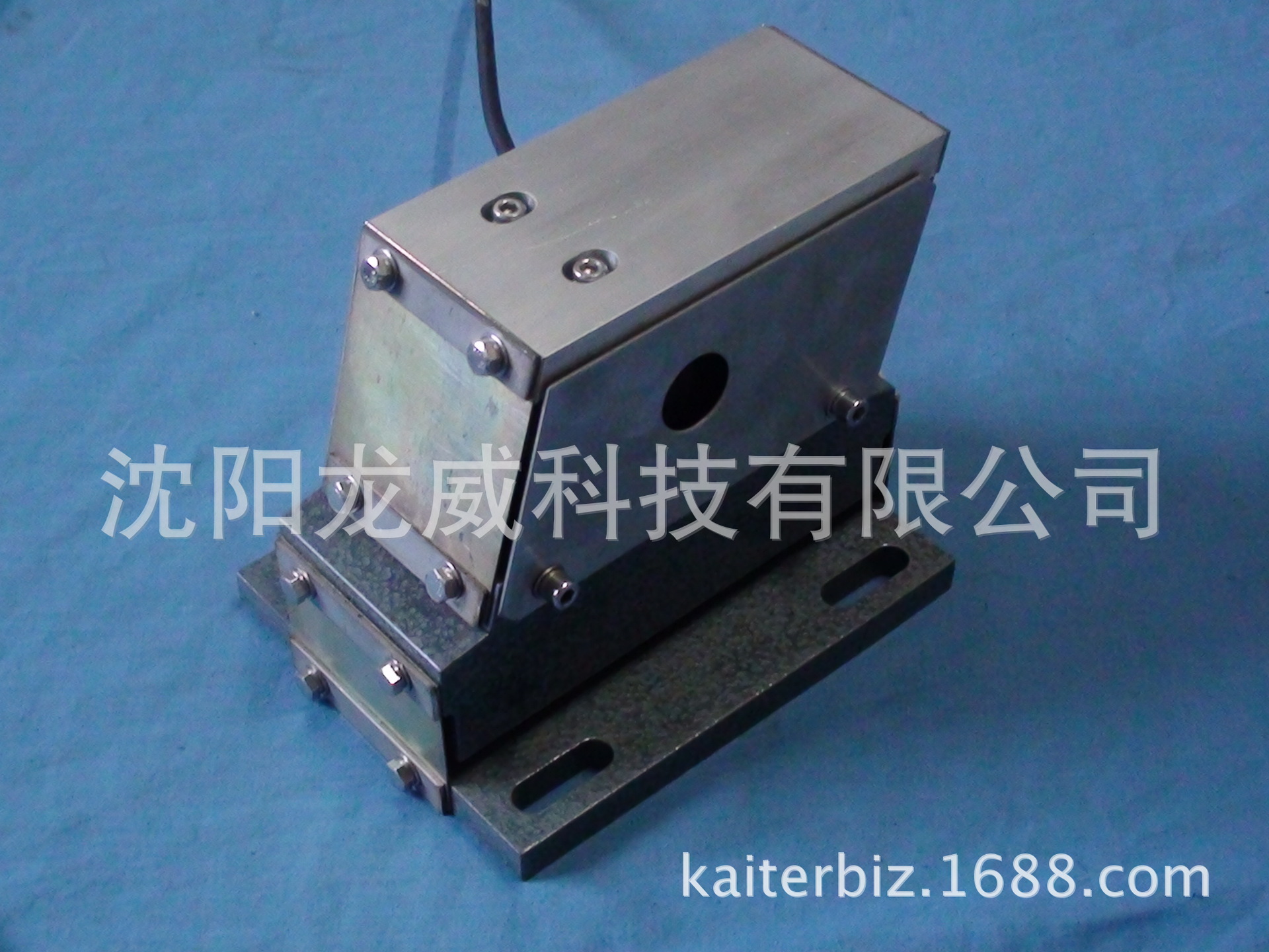 侧拉直线送料器130 侧拉直振130 平送130