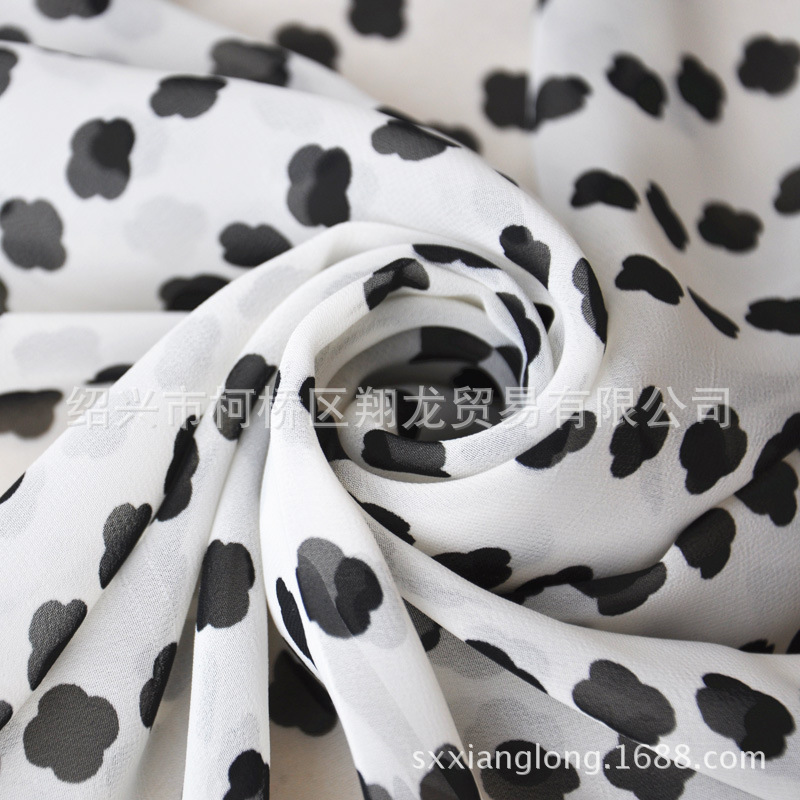 【翔龙印花 XL583】时尚女装几何波点十字花雪纺面料