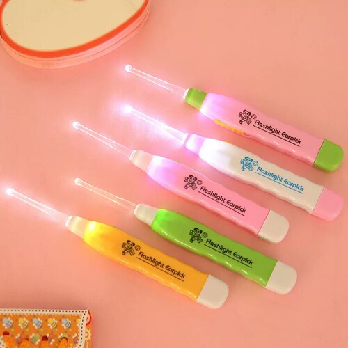 Multifunctional light-emitting ear scoop for children, baby ear scoop, light-emitting ear scoop, ear cleaner wholesale