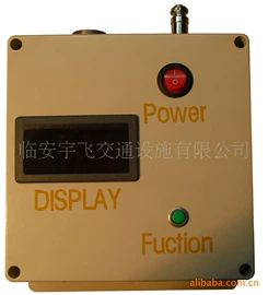 交通警示灯;交通安全标识;灯罩