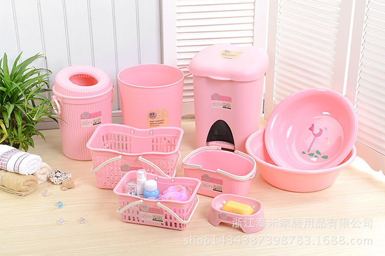 欧尚粉款集体照