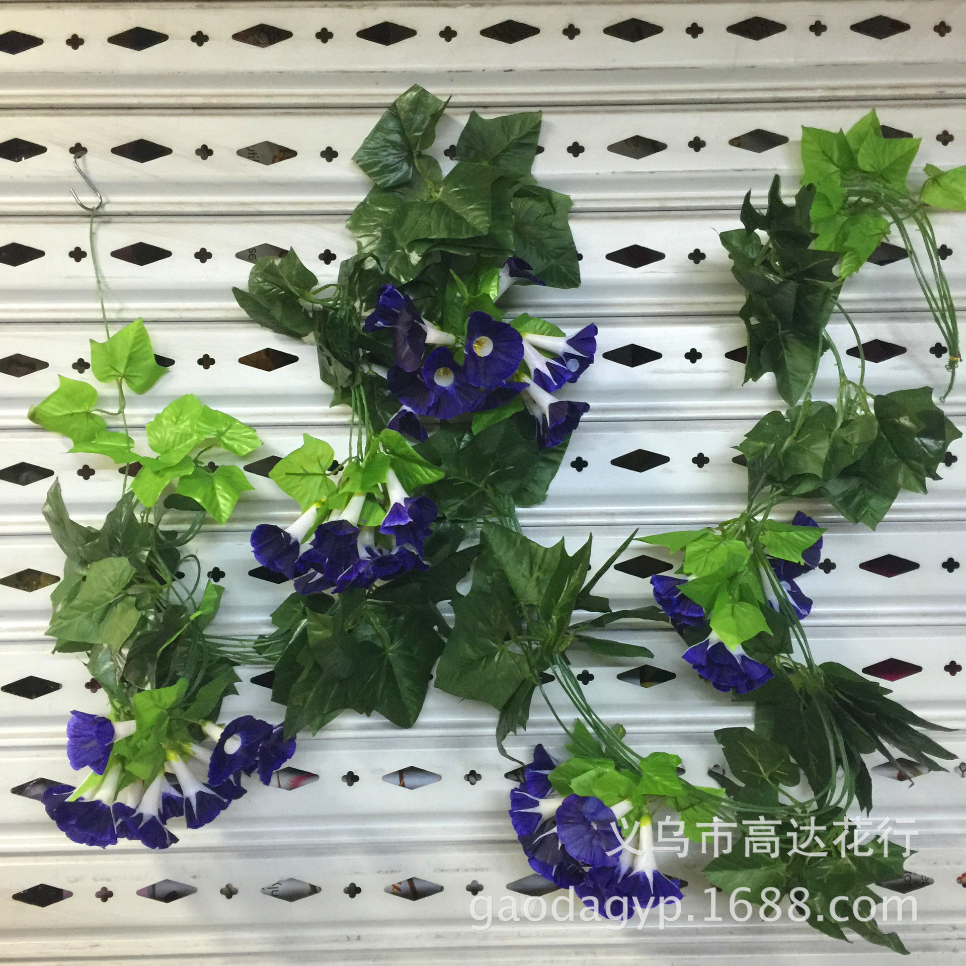 18号大千牛花条