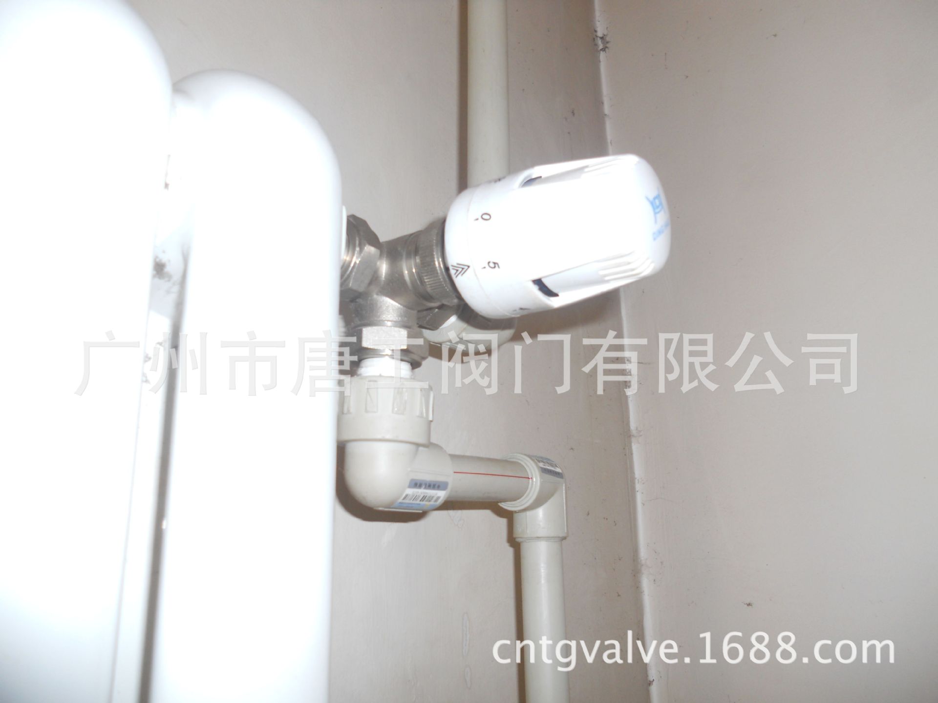 厂家直供散热器恒温控制阀 右向三通恒温控制阀 散热温控调节阀