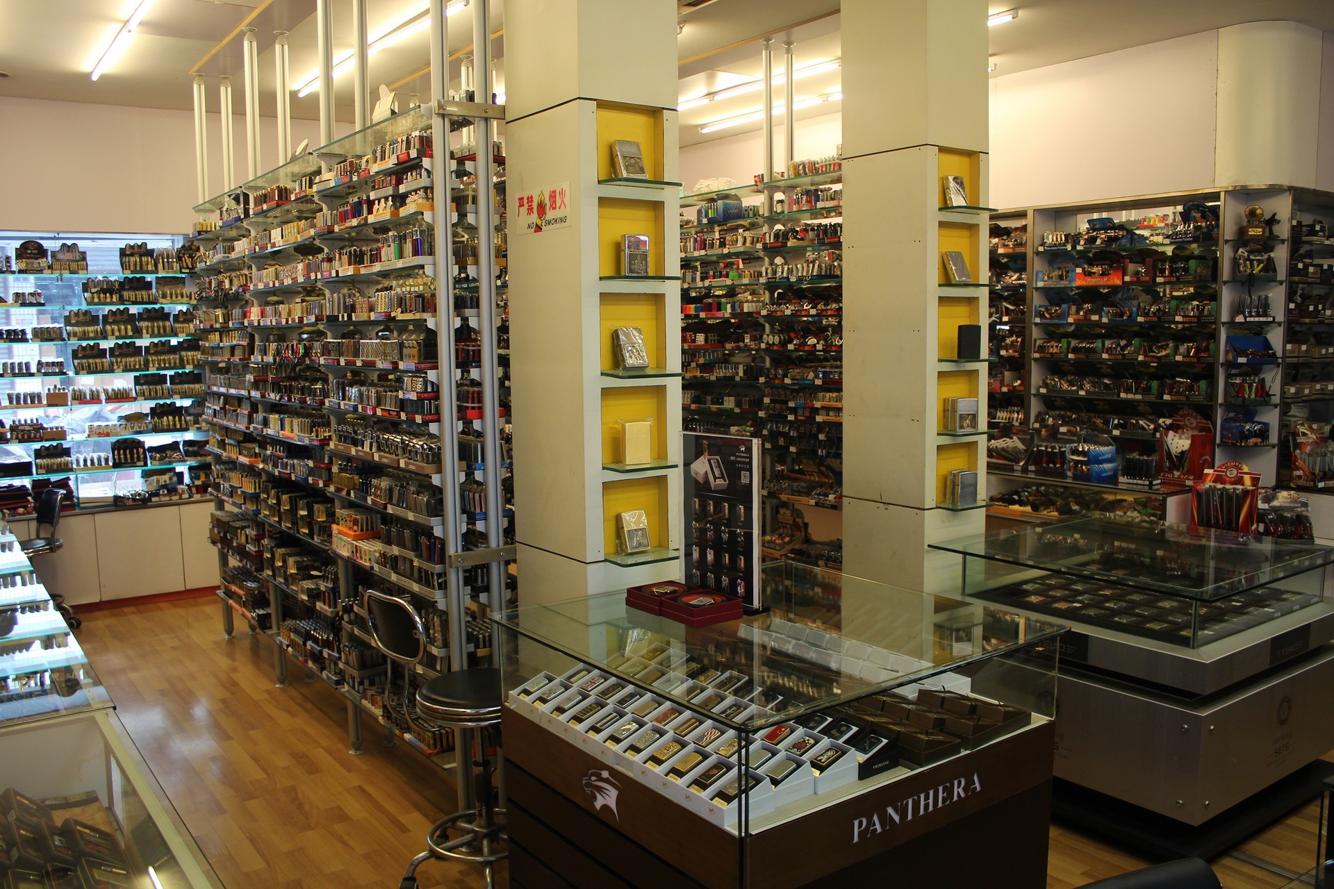 1929010421_1043147000